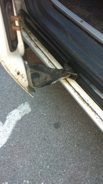 Ролик боковой двери Citroen Jumpy 2003 г.  1.9 л дизель Киев