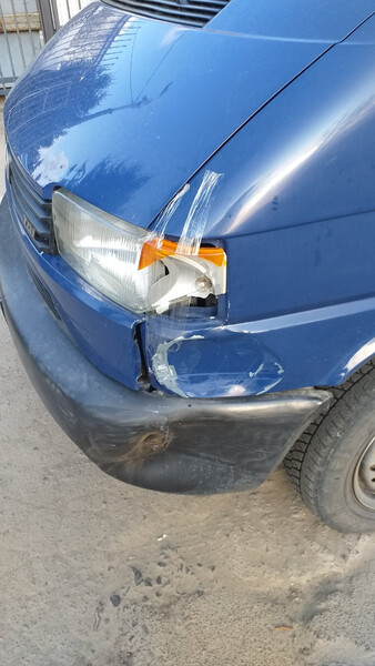 Крыло переднее Volkswagen T4 (Transporter) 2000 г.  Ковель