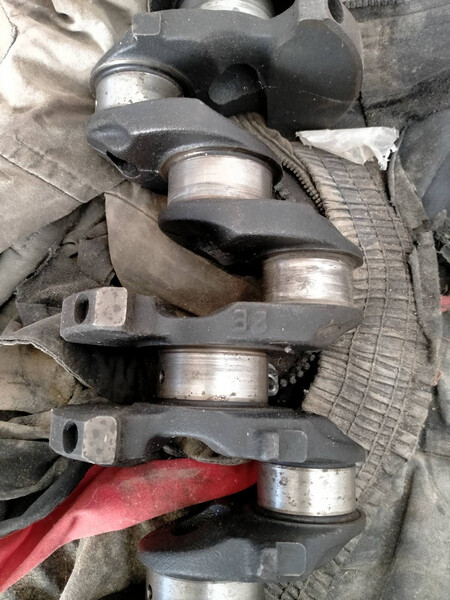 Колінвал Toyota Corolla універсал 1988 р.  1.3 л бензин Коломия