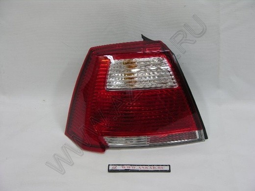 Фонарь задний левый 8330А365   Mitsubishi Galant