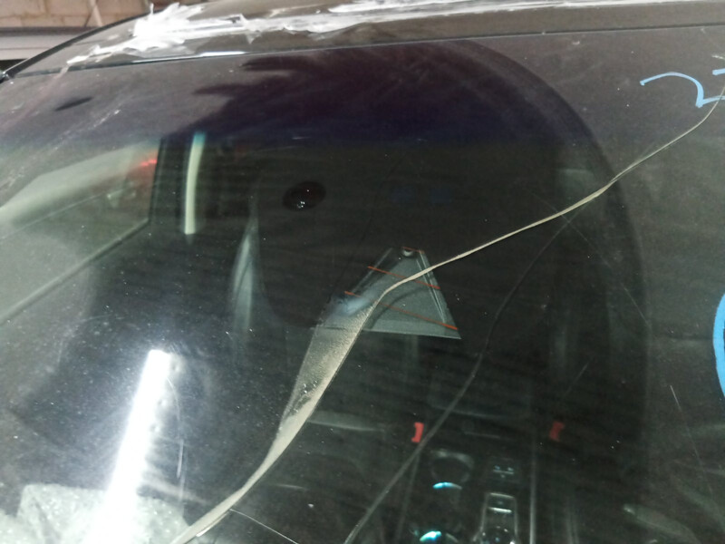 Стекло лобовое Ford Edge 2019 г.  2.0 л бензин Ровно