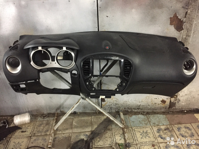 Торпеда голая Nissan Juke  2012 1.6 Бензин Киев