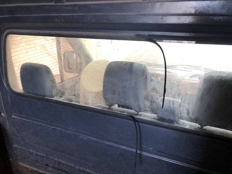 Резинка на перегородку Mercedes-Benz Sprinter  2000 2.2 Дизель Одесса