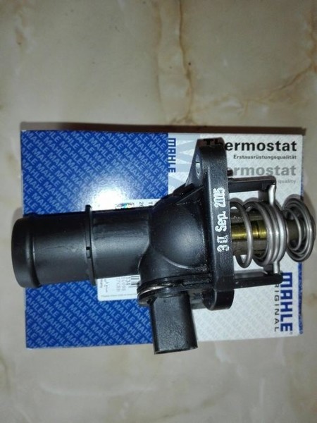 Термостат Volkswagen Bora  2002 1.6 Бензин 