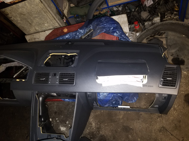 Торпеда гола Volvo XC90  2009 2.4 Дизель 