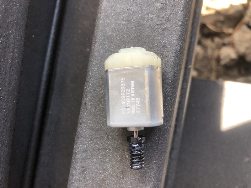 Моторчик зеркала BMW X5  2013 3.0 Дизель 