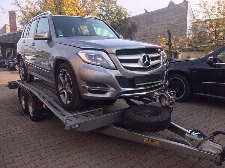 Бампер передний Mercedes GLK-Class 2015 г.  2.2 л дизель Ужгород