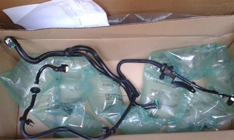 Трубка абсорбера Ford Escape 2014 г.  2.0 л бензин Черкассы