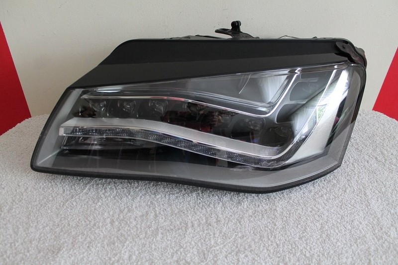 Основна фара у зборі 4H0 941 003 АG   Audi A8