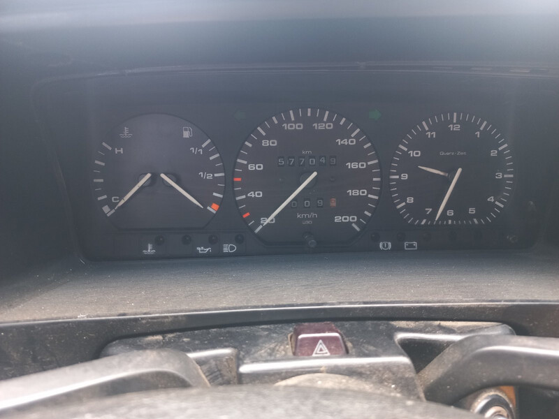 Щиток приборов Volkswagen Passat B3  1991 универсал 2.0 Дизель Измаил