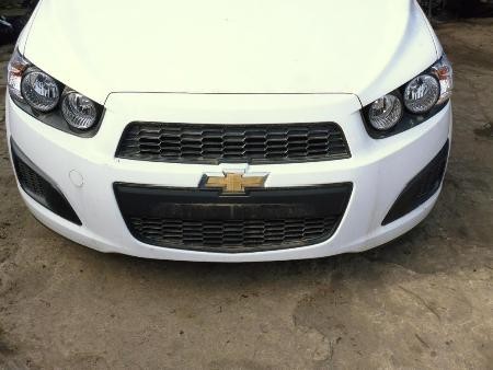 Капот Chevrolet Aveo T300 2013 1.4 Бензин Киев