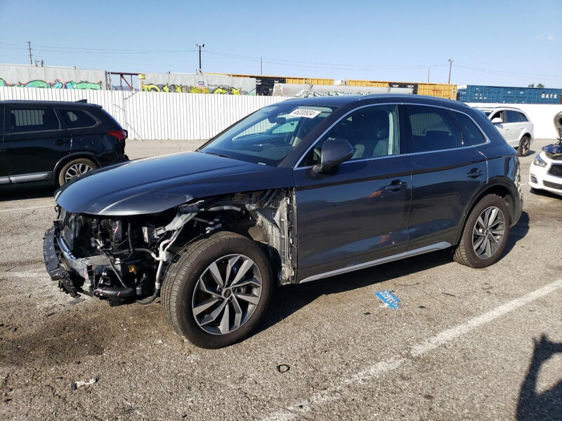 Крыло переднее левое Audi Q5 2023 г.  2.0 л бензин Киев