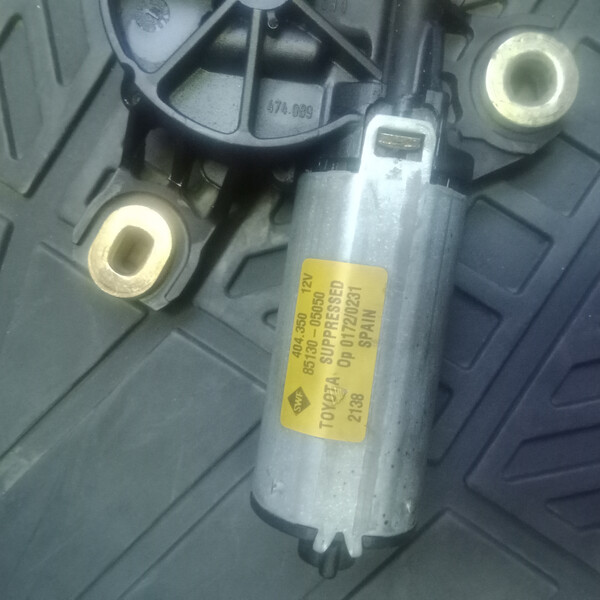 Привод дворников задний Toyota Avensis  1998 универсал 2.0 Дизель Измаил