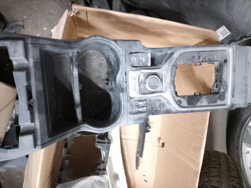 Центральная консоль Subaru Forester  2020 универсал 2.5 Бензин Киев