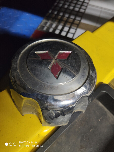 Ковпак колісний Mitsubishi Pajero Sport  2000 2.5 Дизель Одеса