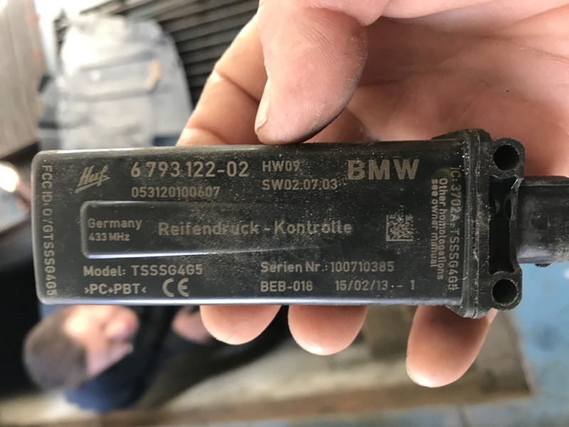 Датчик подкачки колес BMW 3 Series е92, 328i 2013 купе 3.0 Бензин Черкассы