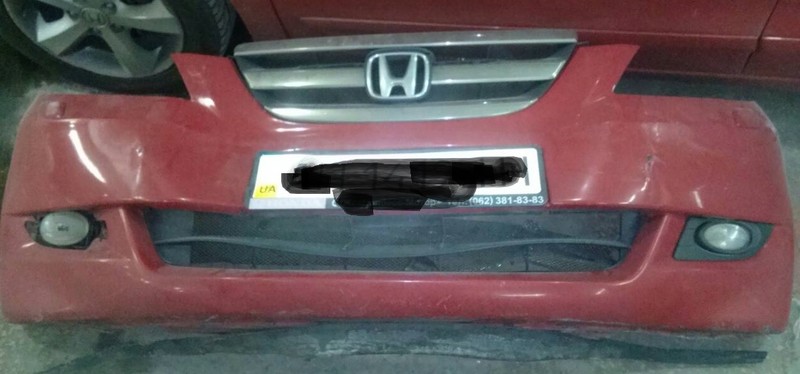 Бампер передний в сборе (голый) Honda FR-V  2007 хетчбек 1.8 Бензин 