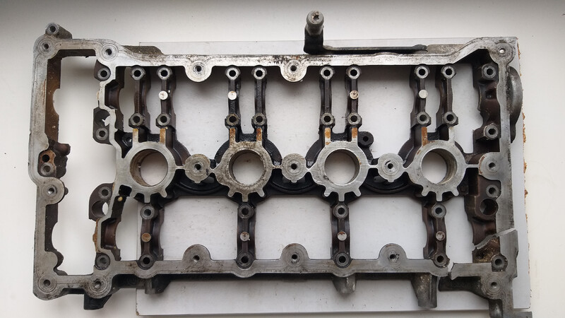 Постель розпредвалу Audi A4 B6 2003 р.  2.0 л бензин