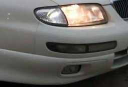 Указатели поворота и отражатели(белые, правые и левые)в бампер Mazda Xedos 9  1997 2.3 Бензин Чернигов