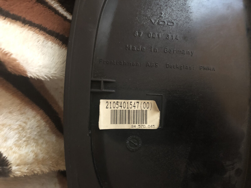 Щиток приборов 210540154700   Mercedes E-Class