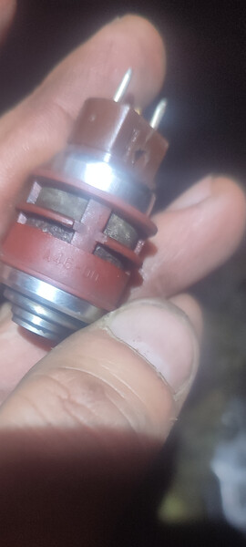 Форсунка моноінжектор Nissan Sunny B12  1988 универсал 1.6 Бензин Оржица