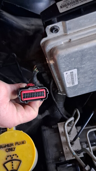 Фишка Chrysler 300 C  2006 5.7 Бензин Одесса