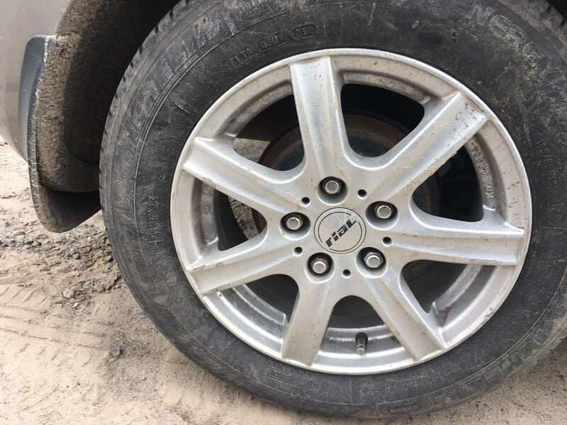 Диск колесный Volkswagen Caddy 3 хэтчбек 2008 г.  1.1 л бензин Ровно