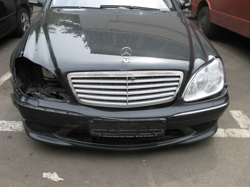 Бампер передний Mercedes S-Class 600 2004 г.  6.0 л бензин Киев