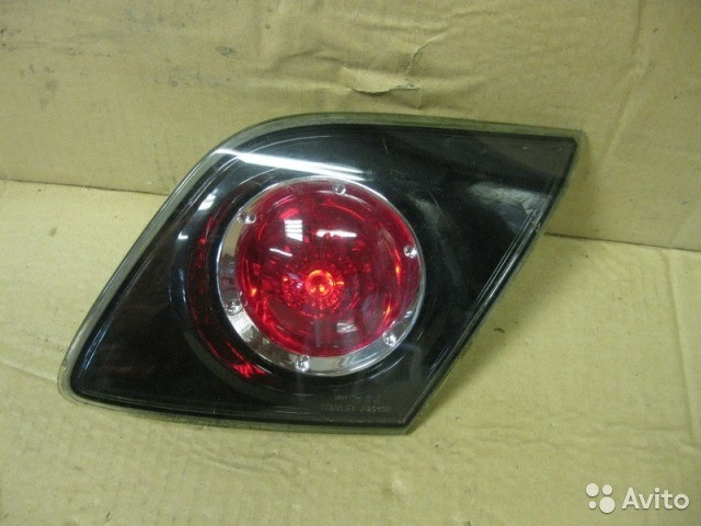 Фонарь зад правый внутр. Mazda 3 BK  2008 хетчбек 1.6 Бензин Кременчук