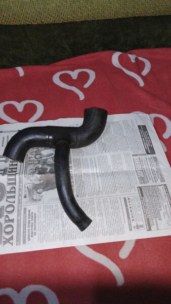 Патрубок Opel Vectra A 1990 г.  1.6 л бензин