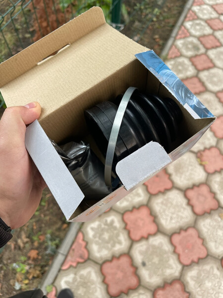 Пильник ШРУСа Lexus LS 2012 г.  4.6 л бензин Коростень