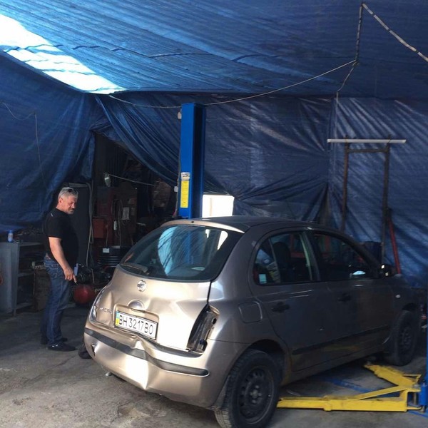 Бампер задній Nissan Micra K12  2007 хетчбек 1.6 Бензин 