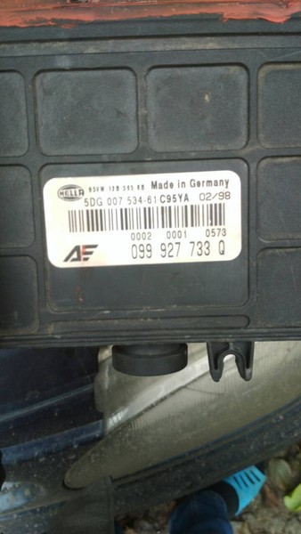 Блок управління АКПП Volkswagen Sharan  2000 2.8 Бензин 