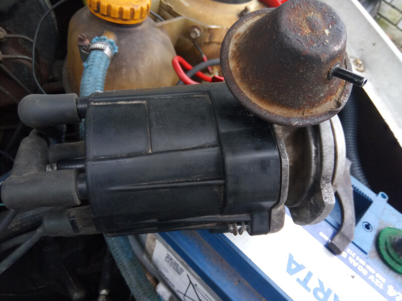 Розподільник запалення Opel Kadett E  1988 