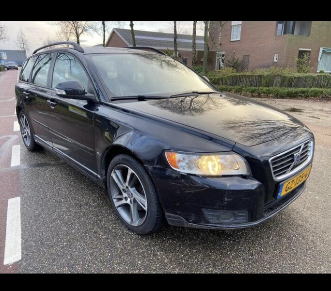 Фара передняя Volvo V50  2010 универсал 1.6 Дизель Ровно