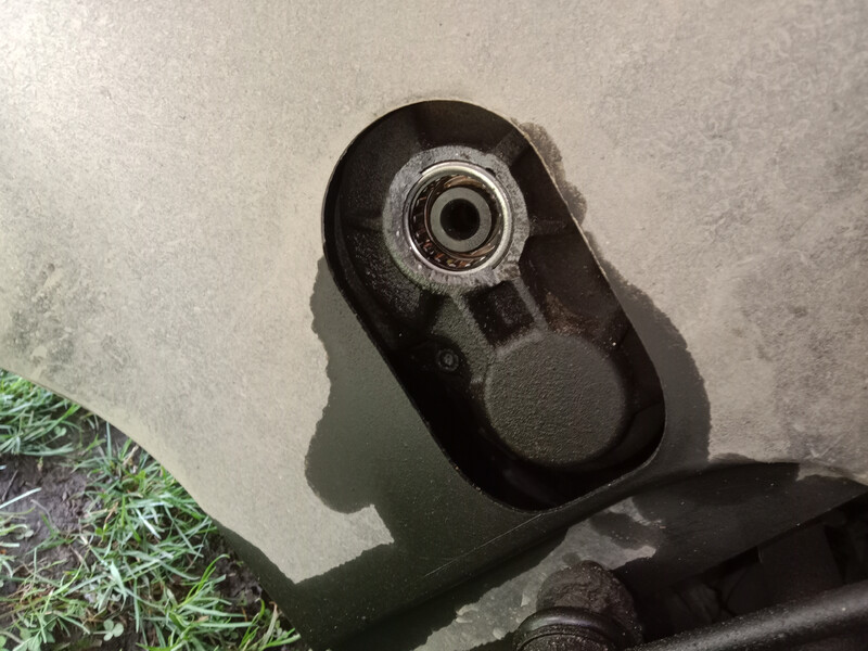 Кришка коробки передач Volkswagen Touran  2003 универсал 1.9 Дизель Каменец-Подольский