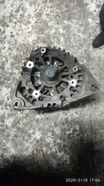 Генератор 0124425010   Opel Astra