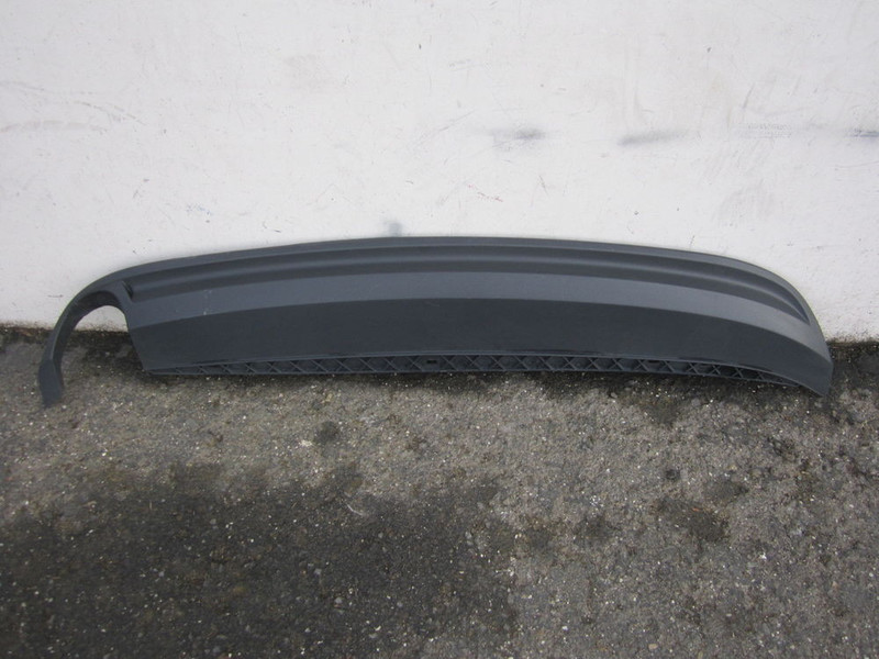 Спойлер заднего бампера 561807521B9B9   Volkswagen Passat