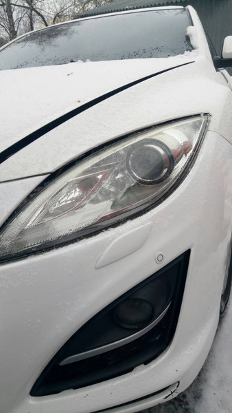 Правая фара под ксенон Mazda 6 Нью 2010 2.0 Бензин Киев