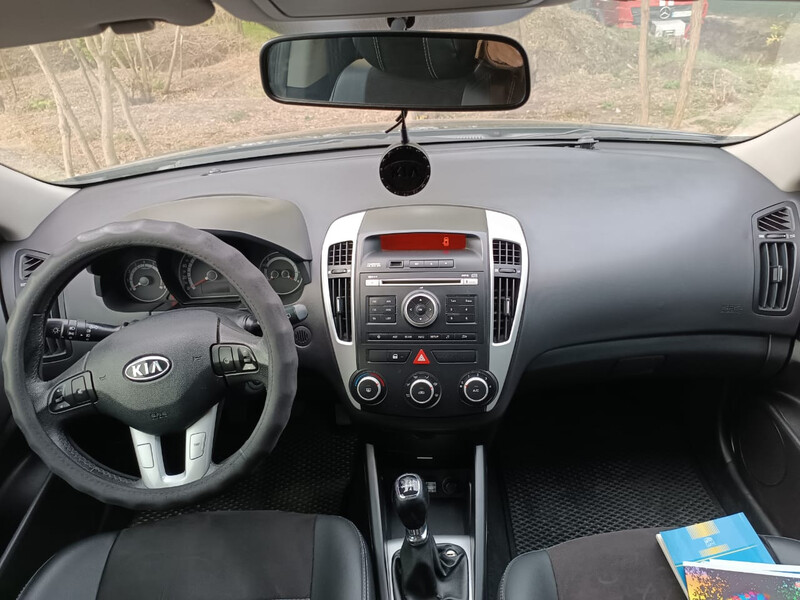 Торпеда Kia Cee`d хетчбек 2010 р.  1.6 л бензин Дніпро