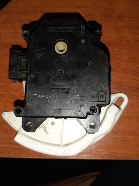 Сервопривод печки subaru Subaru Outback  2008 універсал 2.0 Бензин 