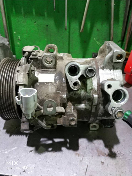 Компрессор кондиционера 447260-0982   Toyota Camry