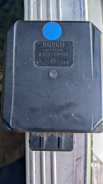 Управляющий блок Volvo 244  1978 2.1 Бензин Житомир