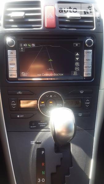 Ручка КПП автомат Toyota Auris  2012 хетчбек 1.6 Бензин 