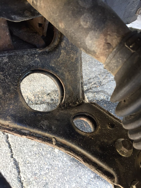 Нижній важіль Mercedes-Benz A-Class W168  1999 хетчбек 1.7 Дизель 