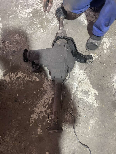 Передній міст 3711A034   Mitsubishi L 200