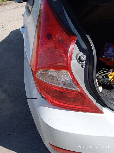 Задний левый внешний фонарь Hyundai Accent  2012 хэтчбек 1.6 Бензин Новомосковск