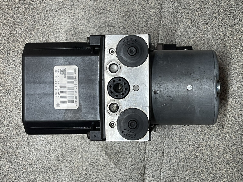 Блок ABS Audi A8 D3 2003 г.  4.2 л бензин Луцк