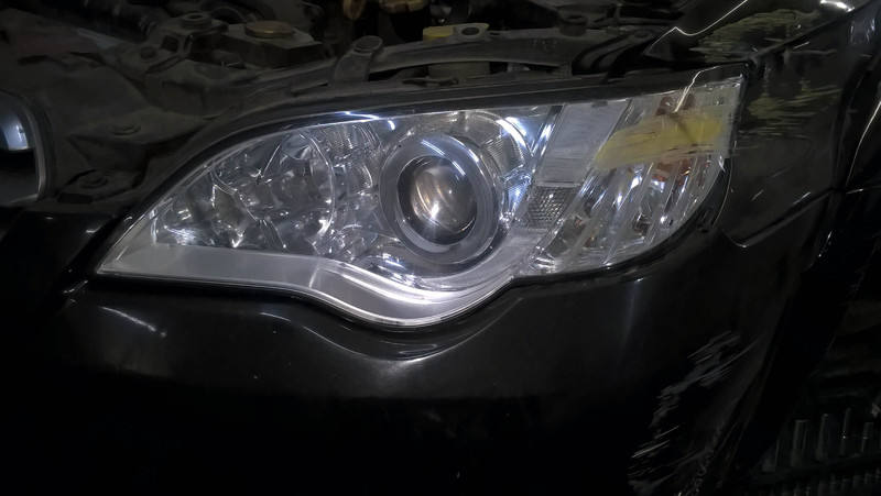 Левая фара Subaru Outback  2008 универсал 2.5 Бензин Одесса