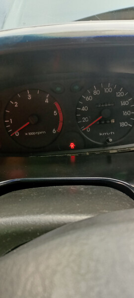 Панель приладів Hyundai H200  2000 купе 2.5 Дизель 